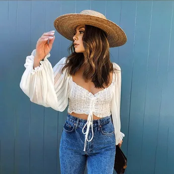 

Casual Women Flare Sleeve White Blouse Vintage V-neck Short Blouse Tops Ladies Draped Blouse Shirt for Spring Autumn Office Atti