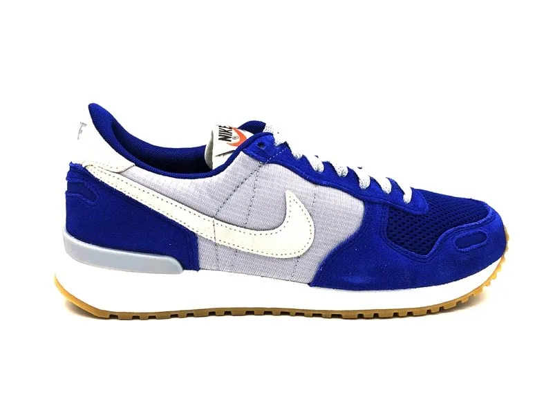 Nike dunk low prm halloween. Nike велюровые кроссовки. Ботинки прада мужские. Nike 44. Nike 44.