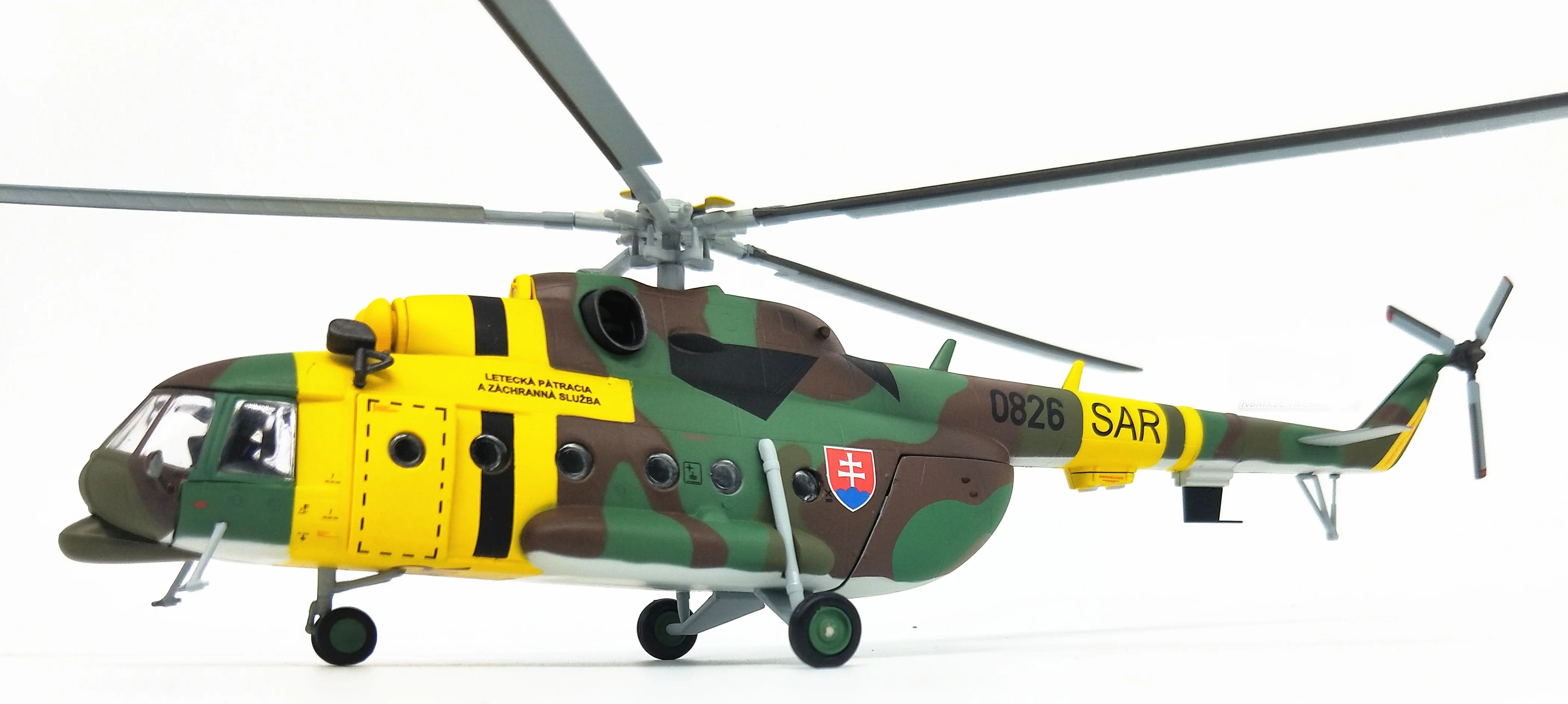 Fine 1: 72 MI-17 модель вертолета в России, ср. ВВС Готовая модель самолета из сплава коллекция