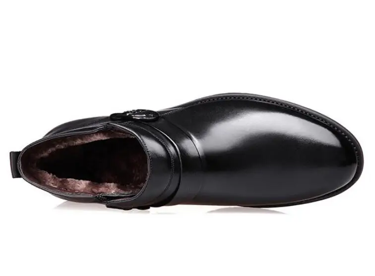 Для мужчин обувь в винтажном стиле, анти-скольжения кожаной обуви Для мужчин популярные удобные Демисезонный Мужская обувь короткие плюшевые ботильоны на зиму прочная, долговечная подошва