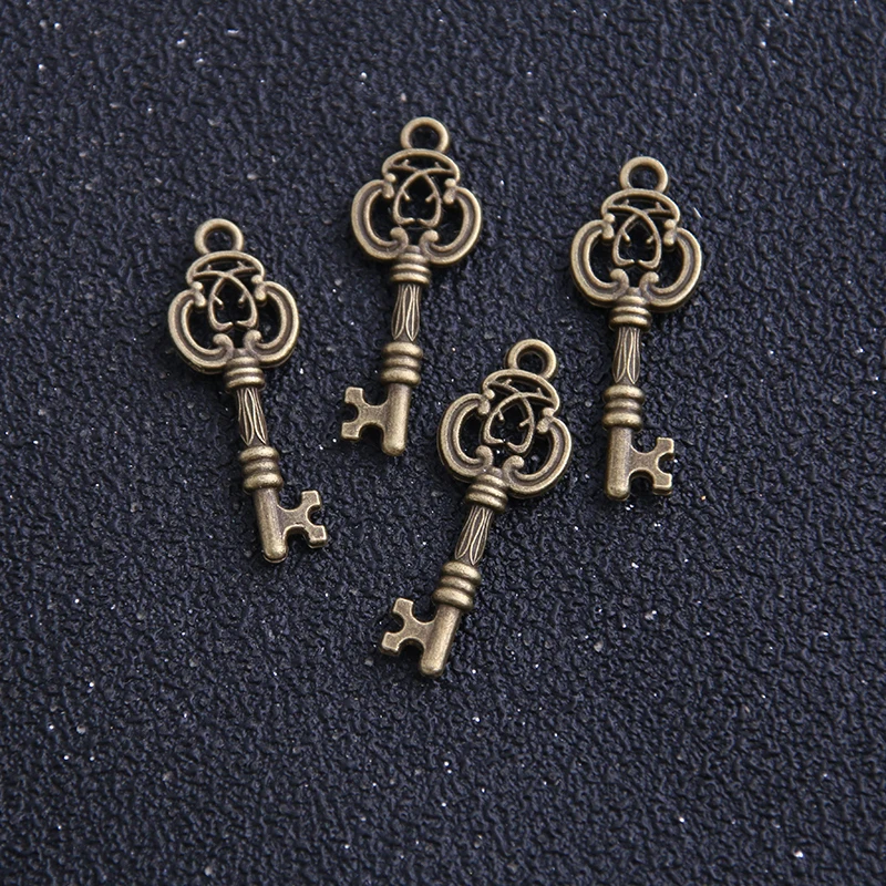 24pcs/lot 10*28mm 3 Color Vintage Metal Alloy Keys Jewelry Charms Jewelry Pendant Fit Jewelry Making Pendants