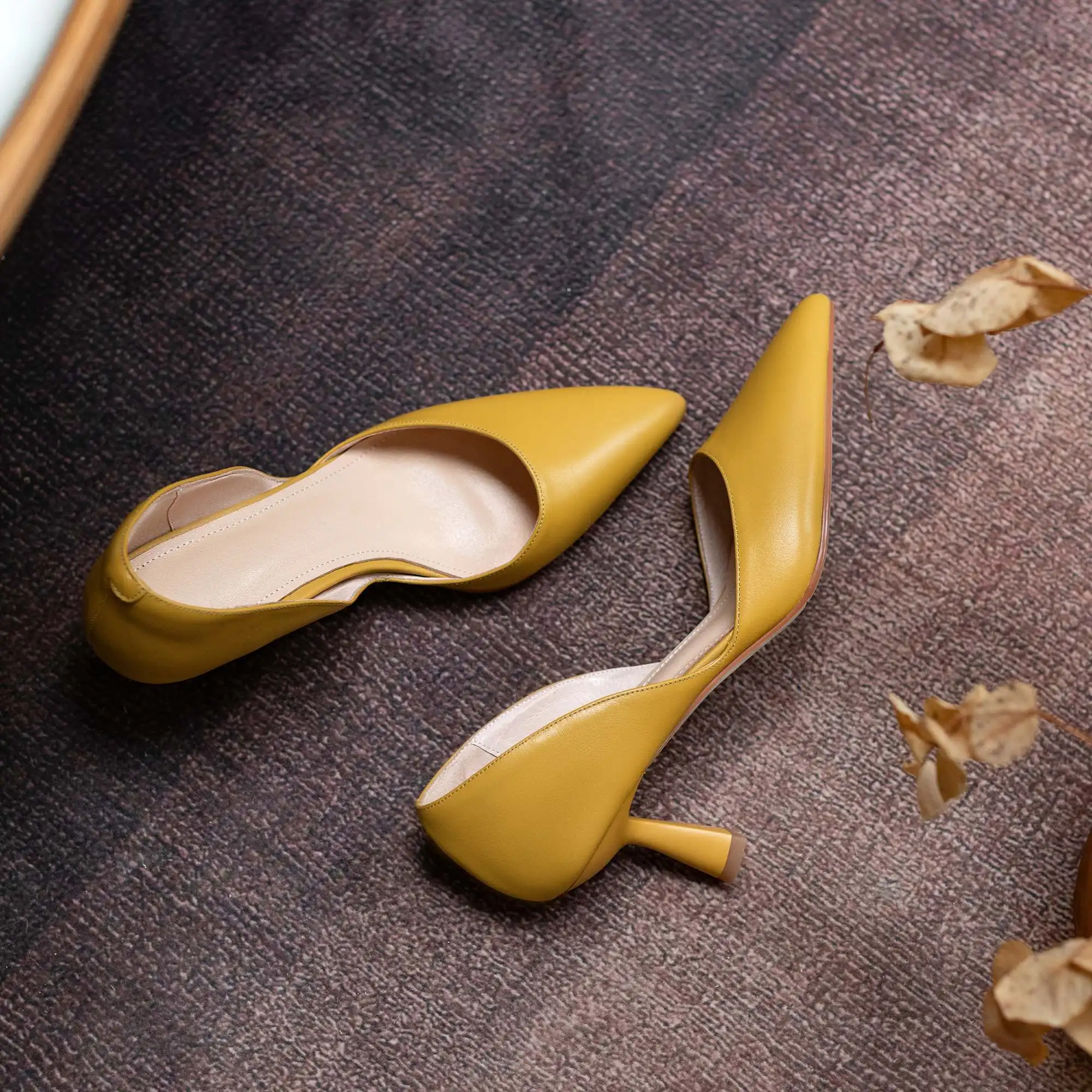 Krazing Pot Full Grain Leather Colorful Pointed Toe Stiletto High Heels Slip On Fashion Shallow Sexy Wedding Wholesale Ins Pumps