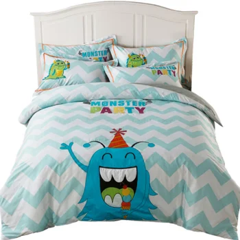 

Happy little monster opens four-piece anime children