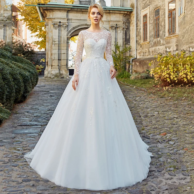 

Modest Tulle A-line Bridal Gowns 2020 High Quality Appliques Scoop Neck Court Train Long Sleeve Wedding Dress
