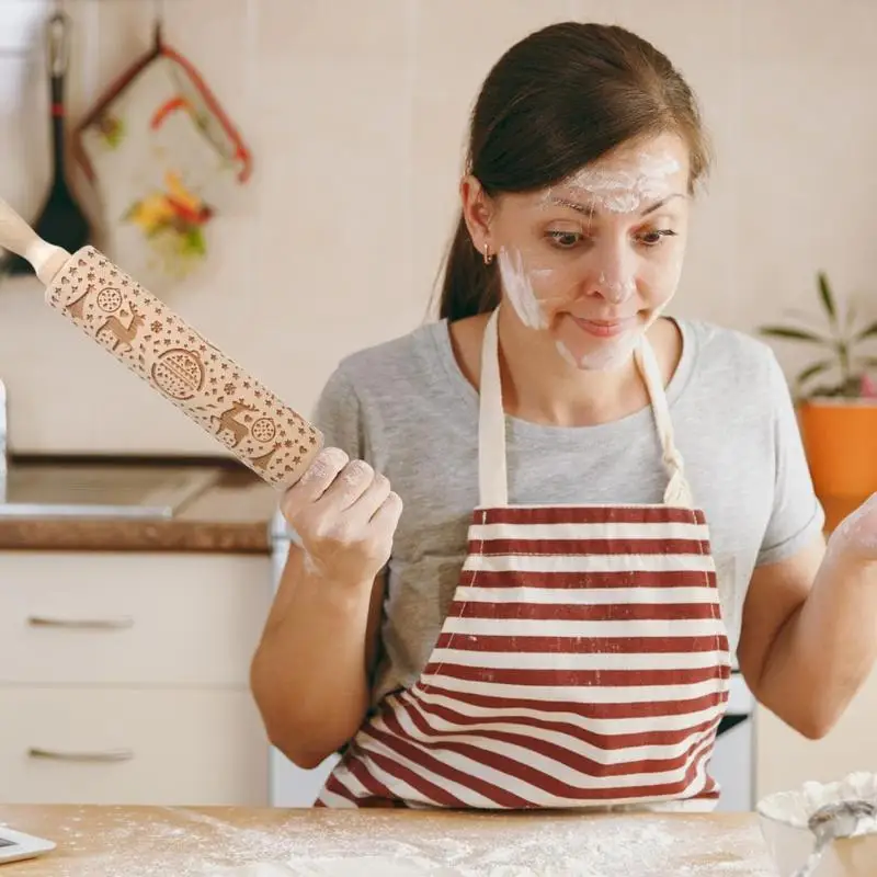 Christmas Rolling Pin Dough Wooden Christmas Embossing Rolling Pin Stick Baking Pastry Tool Christmas Decoration for Home