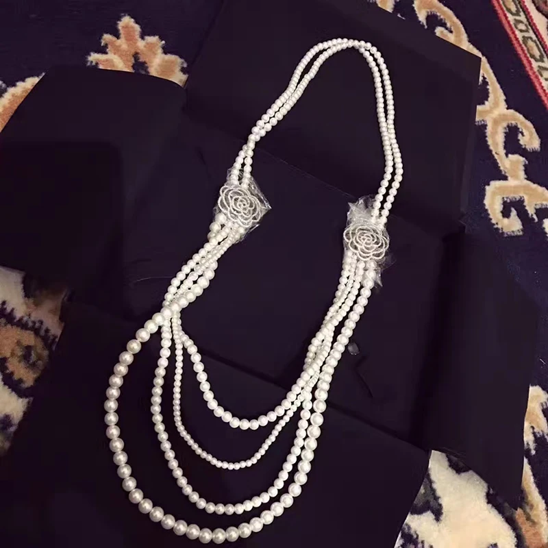 

Brand Fashion Jewelry For Women Simulated-pearl Neckalce Rose Flower C Letter Pendants Many Pearls Chain Necklace Sweater Chain
