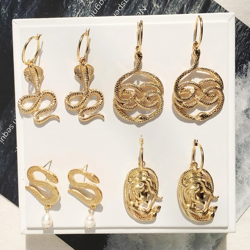 

Arilady Gold Color Snake Hoop Earring for Women Mysterious Totem Earrings Jewelry Party Gift Drop Shipping