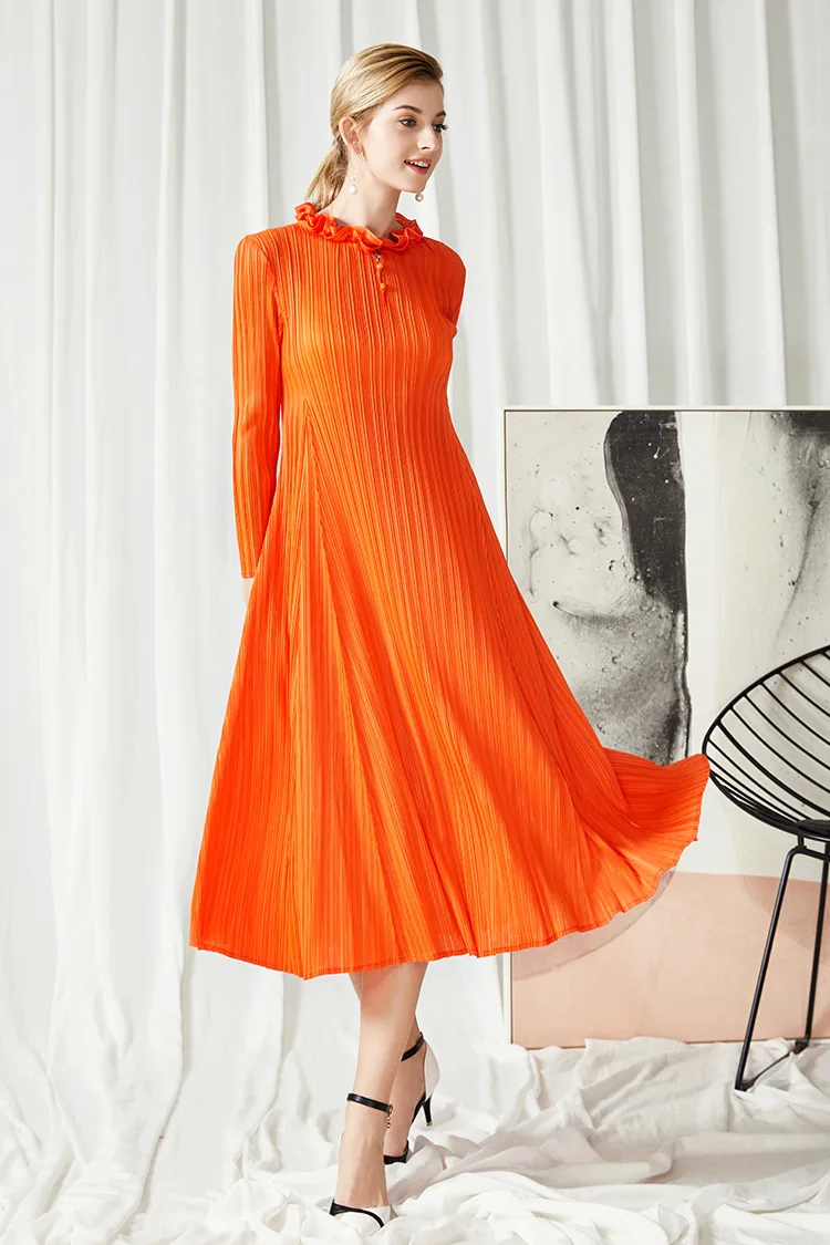 FREE SHIPPING Miyake fold Vintage Lace Collar Long Sleeve Dress with long sleeve A-Line dress IN STOCK