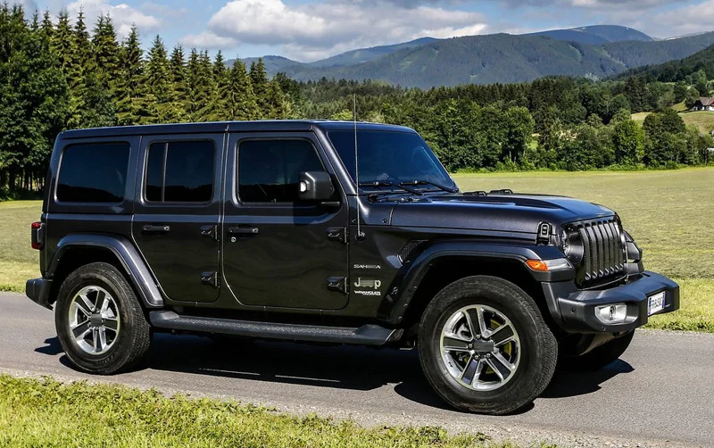 Jeep Wrangler Unlimited (2018)3