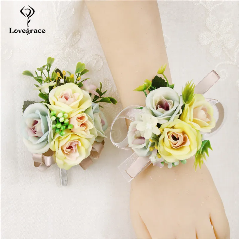 

Artificial Silk Flowers Bride Wrist Corsage Bracelets Groom Boutonniere Man Buttonholes Wedding Flowers Party Boutonniere Decor