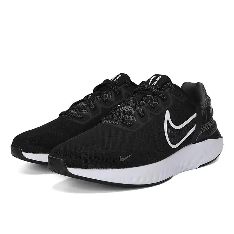 Arrival NIKE LEGEND REACT 3 