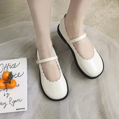 Кожаные туфли в стиле ретро; модные удобные тонкие туфли на плоской подошве; Повседневная обувь для студентов в японском стиле в стиле Харадзюку; женская обувь - Цвет: Бежевый