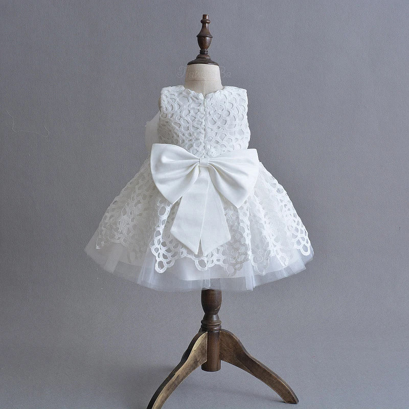 Платье с цветочным узором для девочек с бантом; детская праздничная одежда; белая Крестильная одежда для новорожденных; платье для крещения