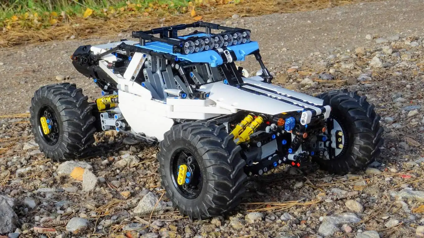 MOC 19517 4WD RC Buggy with 1912 Pieces