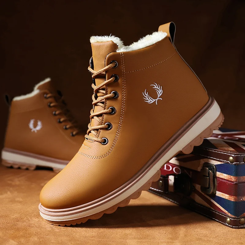 

2019 winter plus velvet high-top casual leather shoes warm men's shoes fashion trend tooling shoes men boots boots men