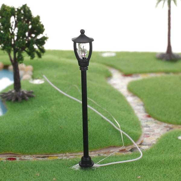 People Figures Bench Models 1:100 Lamppost Lights for Garden Park Landscape Models/Lamppost Models for HO Scales Layout Accs