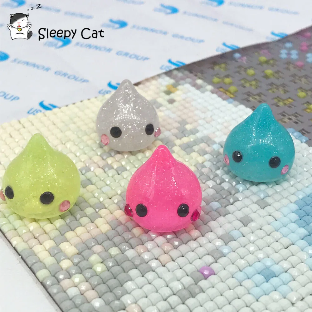 Healifty 2Pcs Diamond Painting Magnet Cover Minders Cross Stitch Diamond Painting Holder Locator Suitable for DIY Diamond Painting Colored Art Healifty 2Pcs Diamond Painting Magnet Cover Minders Cross Stitch Diamond Painting Holder Locator Suitable for DIY Diamond Painting Colored Art