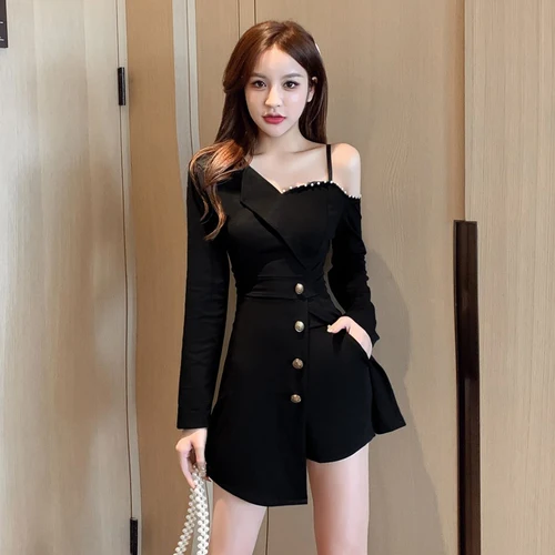 Fashion Temperament Suit Women 2022 New Spring and Autumn Strapless Irregular Dress Black Shorts Western Style Two-piece Suit sweat suits women Women's Sets