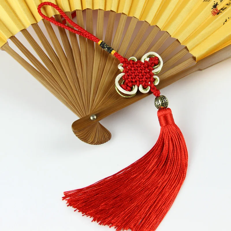 Gold chinese knot (1)