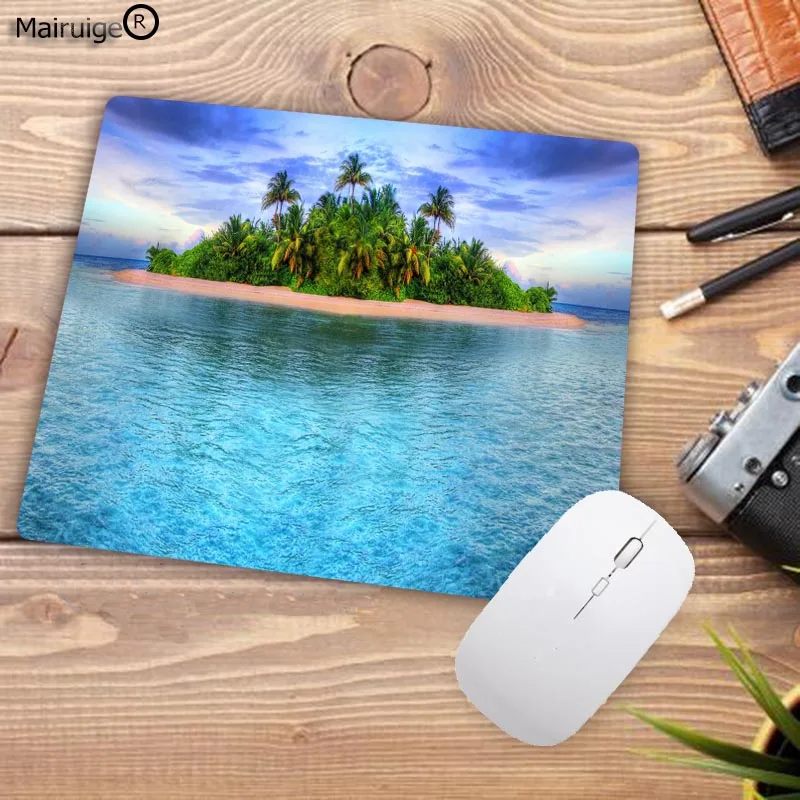 313vertical-island-background-1920-WTG3003261