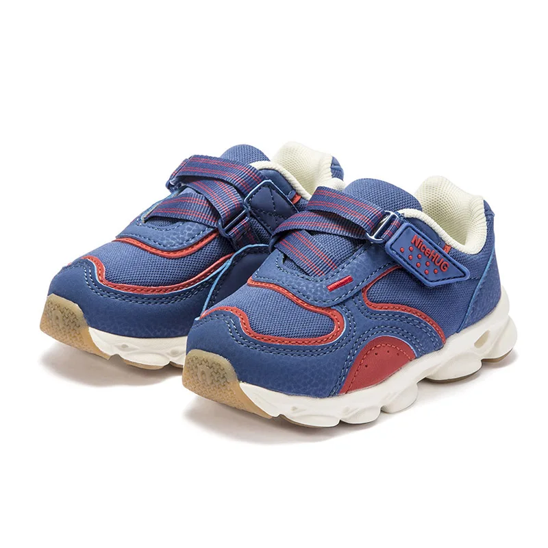 kids athletic shoes on sale
