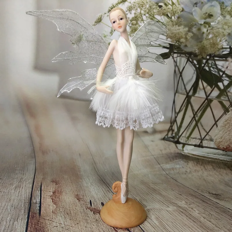 

1pcs Resin angel figurines Action Figure female Collectible model lovely gifts girls Toys home Wedding cake Decoration