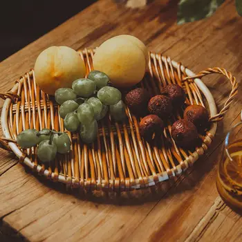 

Bread Fruit Rattan Storage Tray Round Storage Baskets with Handle Hand-Woven Rattan Tray Wicker Basket Food Breakfast Display