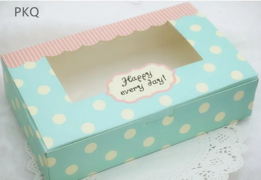 

30pcs Lovely Green Happy Everyday Spot Macarons Box Cake Box Chocolate Muffin Biscuits Box for Cookie Package 13.5x13.5x5cm