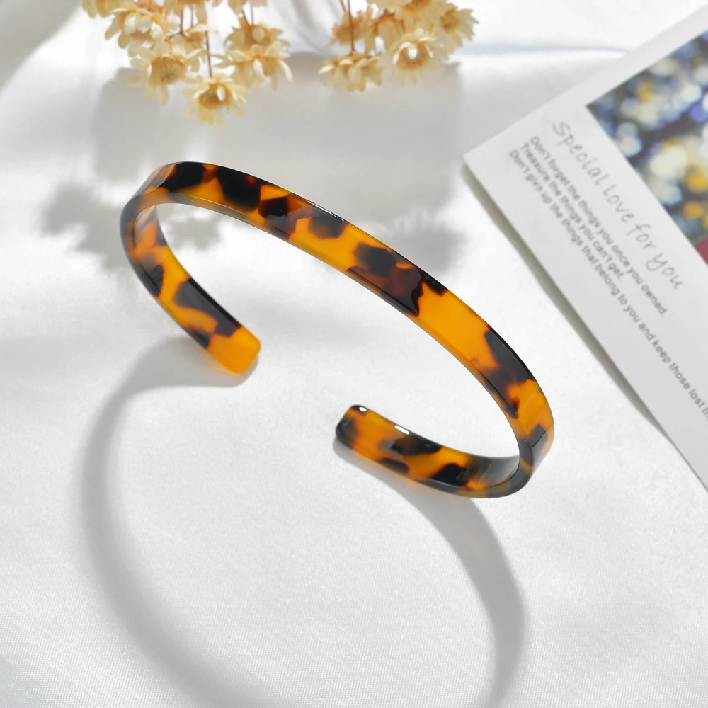New Fashion Leopard Resin Bracelets Bangle For Women Bohemian Open Cuff Acrylic Bracelet Vintage Tortoiseshell Punk Jewelry Gift - Окраска металла: 004