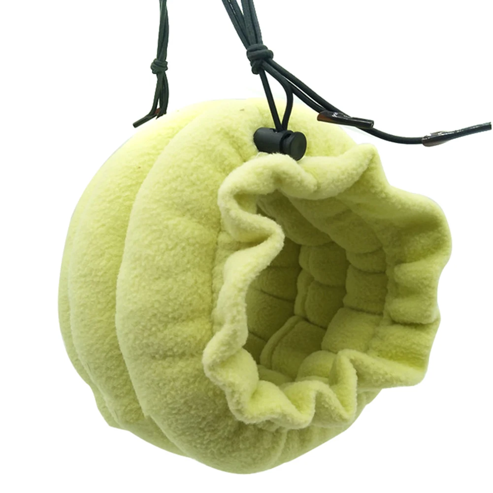 Yellow Green New Hot Pet Parrots Hut Hammock Winter Warm Birds Nests Hanging Hideaway Cave Bed Adjustable for Pet Parrots Squirrels K888 - Color: Yellow Green