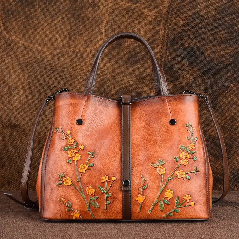 

Leather Women's Bag 2019 New Retro Embossed Women's Bag Manually Scrubbed Large Capacity Oblique Span Handbag