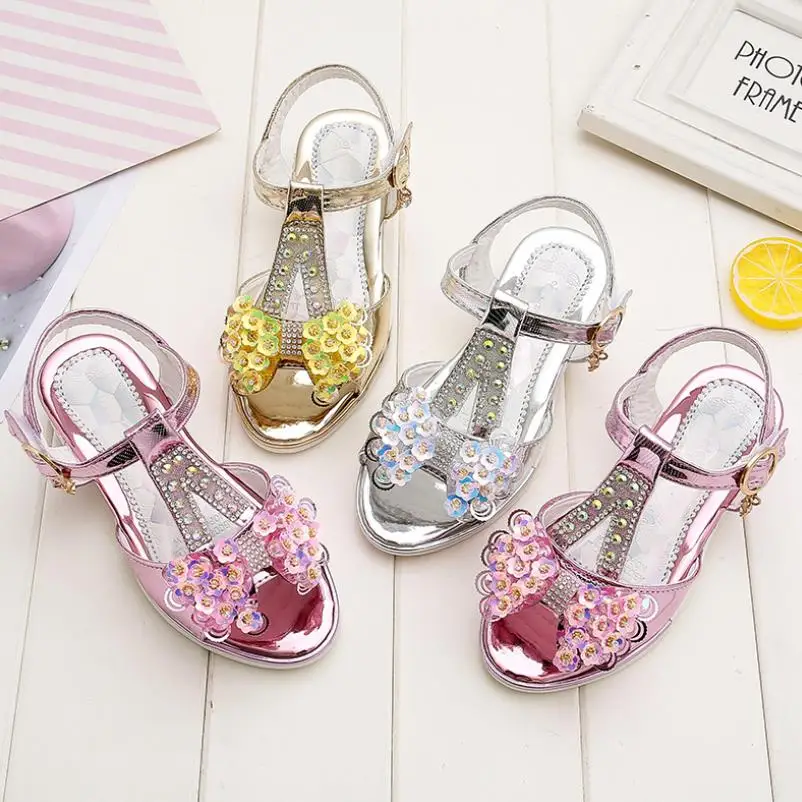

Children's princess rhinestone shoes 2020 summer new open toe crystal soft bottom performance girls' sandals 4-15 years old