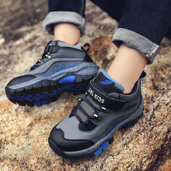 

Children's outdoor sports shoes 2020 new autumn new youth two cotton shoes boys fashion non-slip casual shoes sneakers