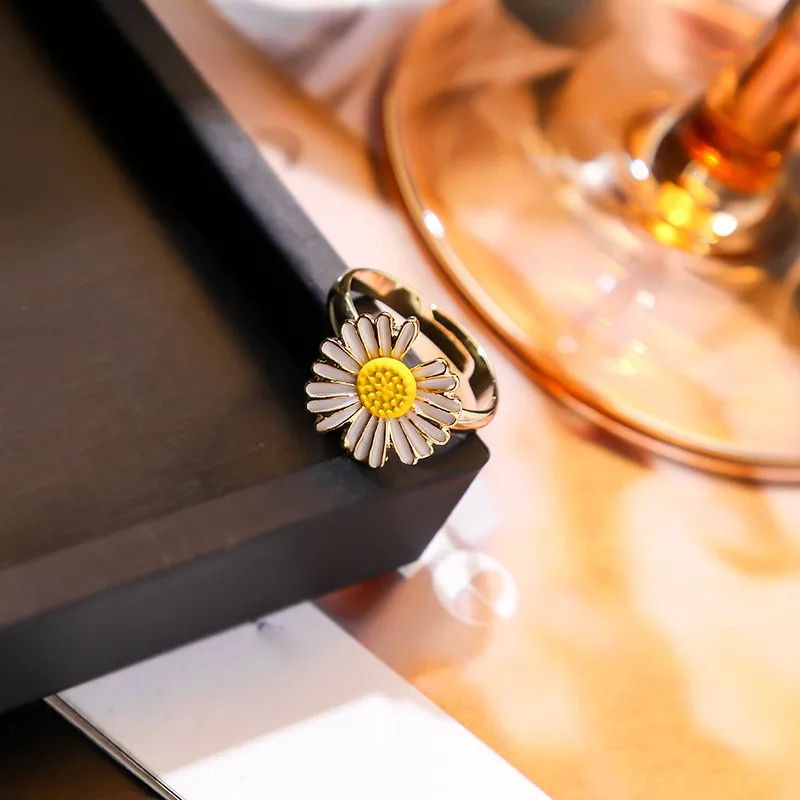 15166663454_1661689113