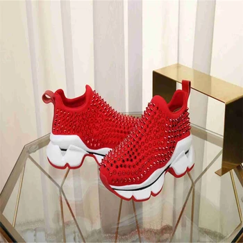 

Women's sports shoes with shining spikes Pair tennis shoes genuine leather Casual shoes thick soled shoes for lovers