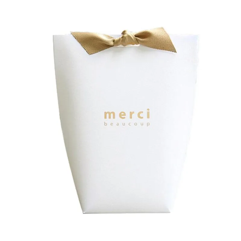 

50pcs Upscale Black White Bronzing "Merci" Candy Bag French Thank You Wedding Favors Gift Box Package Birthday Party Favor Bags