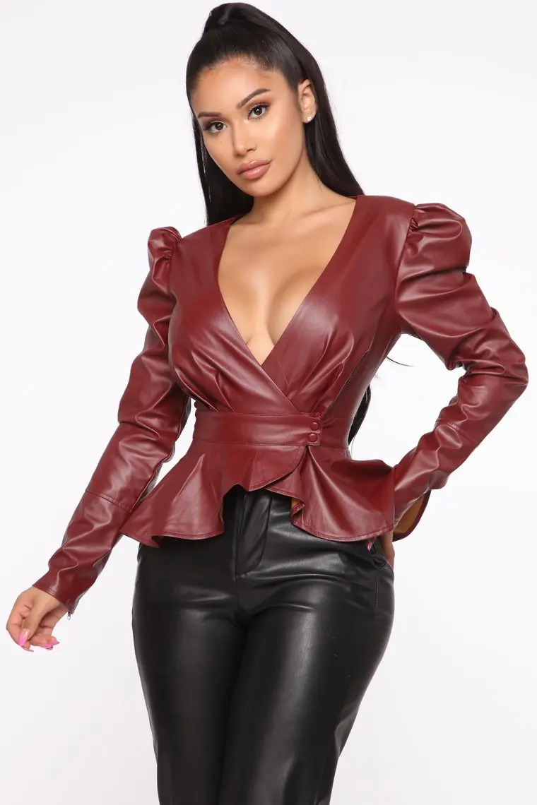 Женские однотонные футболки с глубоким v-образным вырезом вечерние облегающие