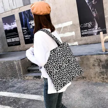 

Fashion Leopard Print Women Tote Shoulder Bag Shopping Canvas Zipper Autumn and winter casual retro leopard bag wild hand ladle