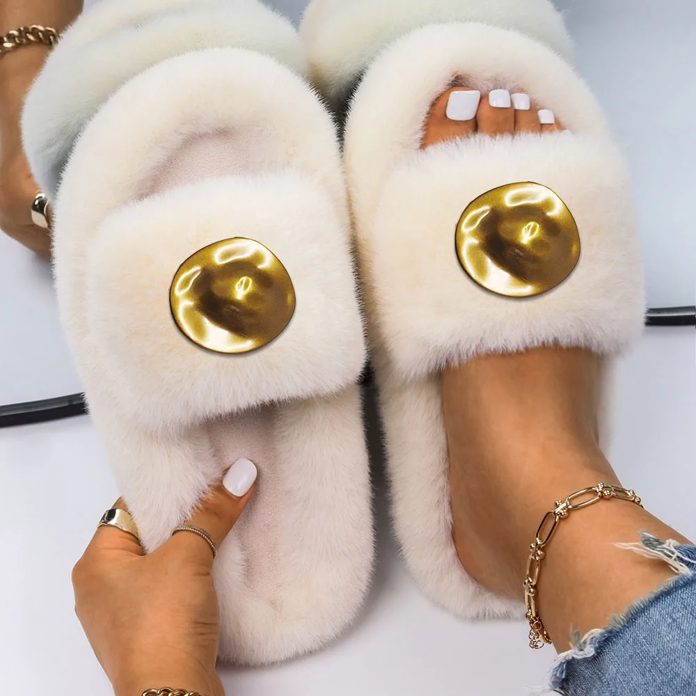 Women's Slippers Shoes Fluffy Flip Flops Luxury Designer Metal Furry Slides Fashion Platform Sandals Outdoor Slippers 2022 New