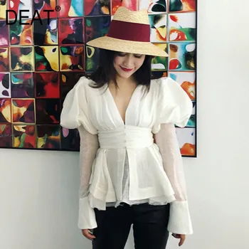 

DEAT 2020 new spring and summer palace styles puff sleeves V-neck high waist slim sexy dobby linen shirt female white blouse