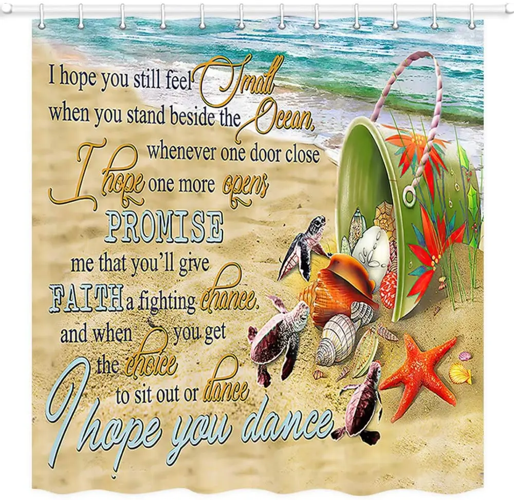 

Океанская фоточерепаха и вдохновляющие цитаты на морском песке