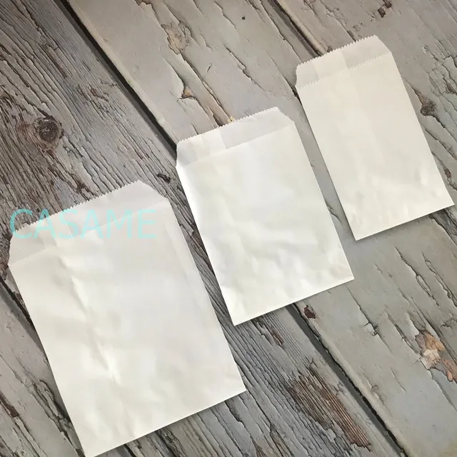 25pcs treat Candy Bag Chevron Polka Dot Bags Kraft Paper Bags Wedding Birthday New Year Party Favors Supplies Gifts Bags 13x18cm white