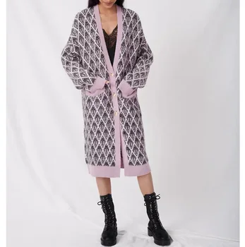 

2020 Autumn Winter French V Neck Jacquard Weave Check Pattern Long Sleeve Wool Casual Knitting Cardigan Loose Coat Women Sweater