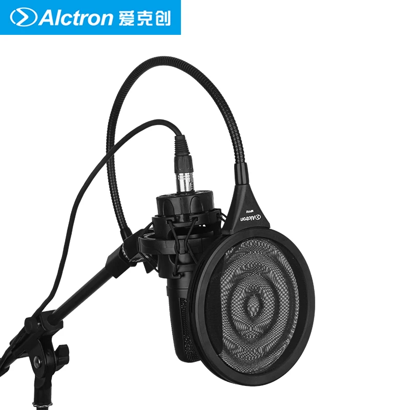 Alctron MPF02 поп-фильтр используется в домашней записи студийной сцены двойной
