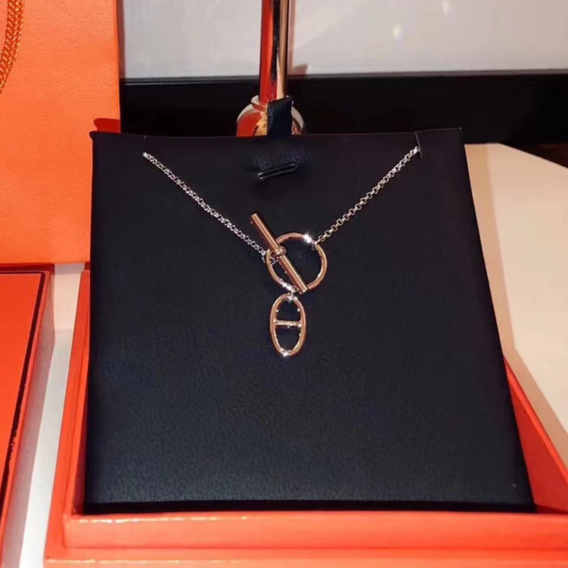 

Brand Pure 925 Sterling Silver Jewelry For Women Small Lock Neckalce H Pendant Horseshoe Necklace Cute Pendants Party Necklace