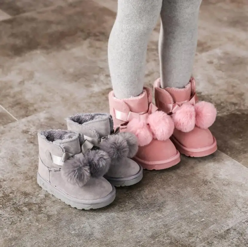 Зимние ботинки для девочек, зимняя теплая детская спортивная обувь на плоской подошве с круглым носком, мягкие ботинки martin для маленьких детей розового и серого цвета, размеры 27-37, кроссовки