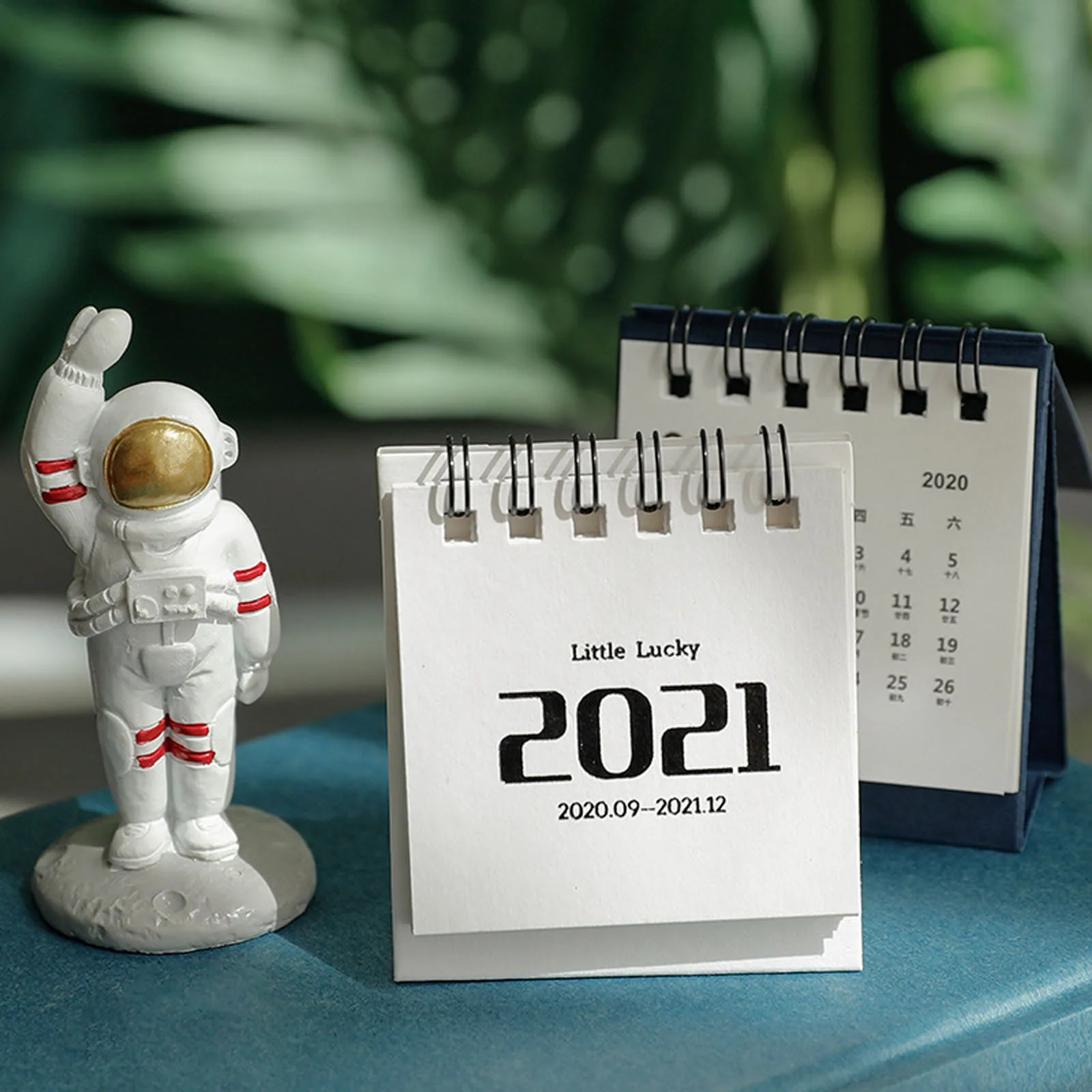 2021 Новое поступление настольный мини-календарь стоьте вверх перекидной