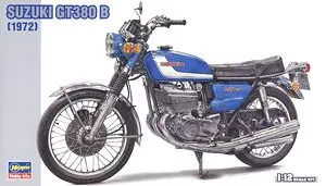 SUZUKI GT380 B 1972 1/12スケール SUZUKI GT380 B 1972 スズキ サンパチ 1/12 スケールキット