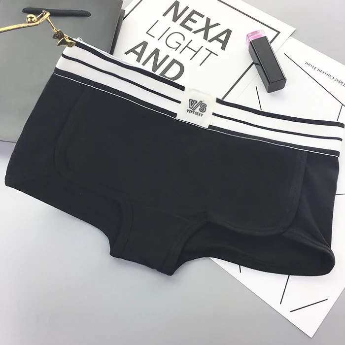 Autumn winter new cotton letter lady anti-light angle pants underwear daily Sexy Low Waist Sexy briefs Lingerie