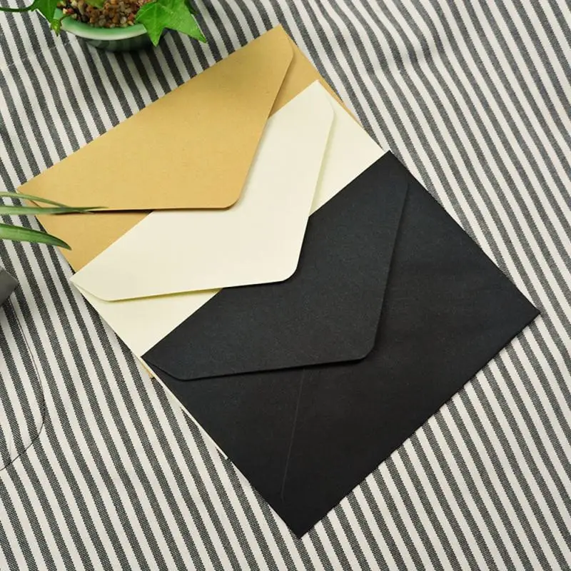 20 шт крафт подарочная бумага визитная карточка конверт 11,4*16,2 см поперечное сечение западный стиль треугольная печать красный конверт